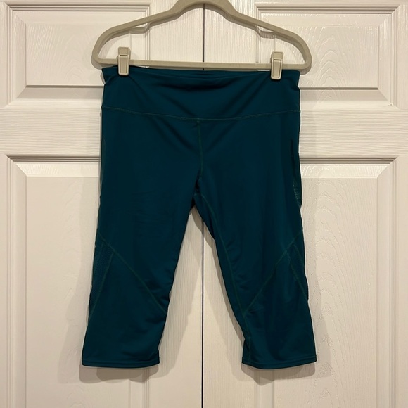 GAP Workout Capris Womens Teal Green Size Large - Picture 1 of 7
